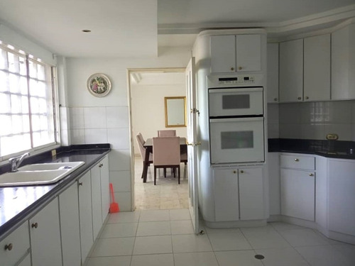 Imagen 8 de 27 de Casa Amplia Ubicada En Urbanización Chilemex, Puerto Ordaz
