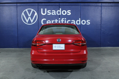 Volkswagen Jetta 2.0 L4 At