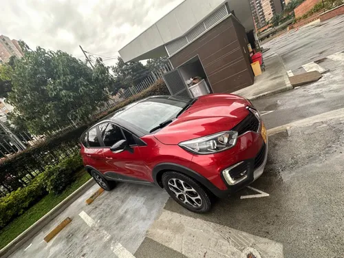 Renault Captur 2.0 Intens Automática