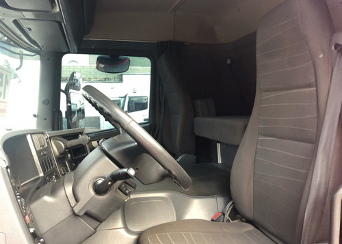 Scania P310 Ano 2015 No Graneleiro