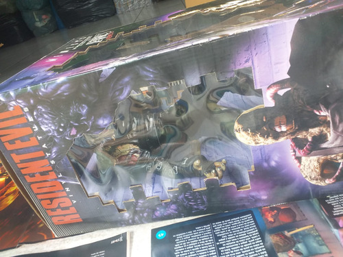 Nemesis E Jill Valentine Resident Evil 3