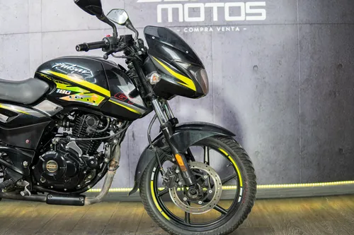 Bajaj Pulsar 180 Fi Neon 2023