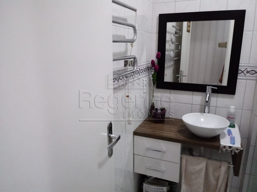 Apartamento A Venda No Bairro Balneario Em Florianopolis - V-77419