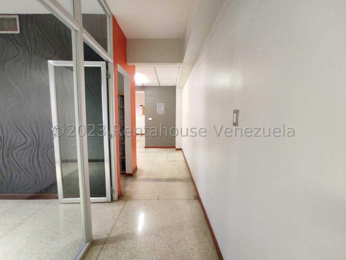 Imagen 21 de 30 de Oficina En En Venta En El Centro De Barquisimeto, Lara _ Monica Carrasquel 0424/556.57.59#