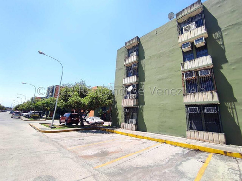 Apartamento En Venta Narayola La Morita Estef 23-30276