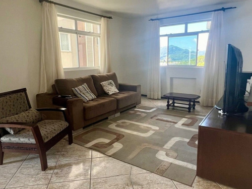 Apartamento Em Balneário Camboriú - Frente Para O Mar Na Barra Sul