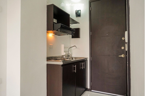 Arriendo Apartamento De 28 Metros, Barrio San Luis