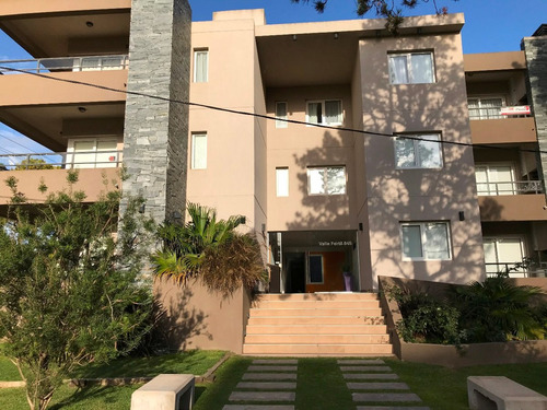 Imagen 2 de 14 de Solares V - Piscina - Cochera Cerrada - Pinamar Departamento