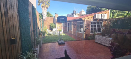 Imagen 4 de 14 de Chalet En Venta En Villa Sarmiento