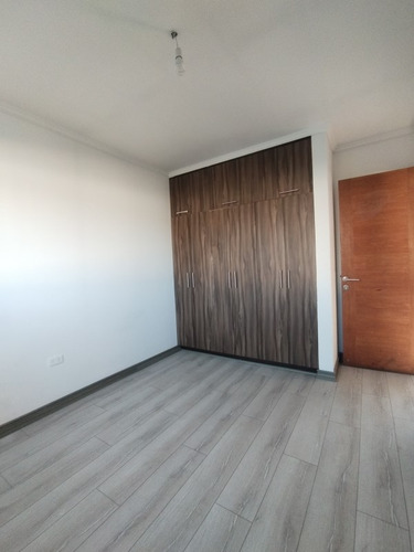 Venta Excelente Casa Con Amplio Patio 3d/3b/3 E.