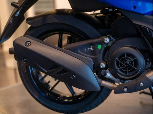 Imagen 21 de 25 de Aprilia Sr 160 Azul Reserva Disponible