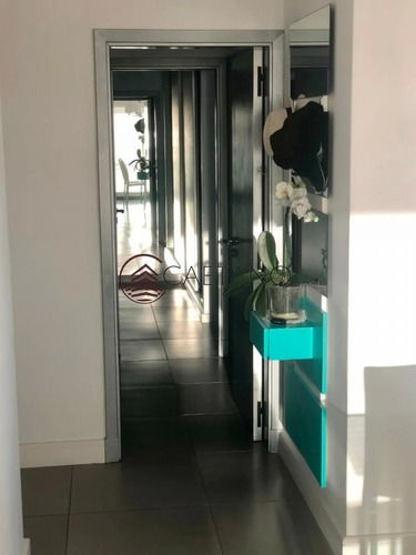 Hermoso Apartamento Con Vista En Piso Alto!-ref:2362