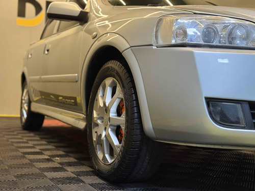 Chevrolet Astra 2.0 MPFI ADVANTAGE 8V FLEX 4P MANUAL