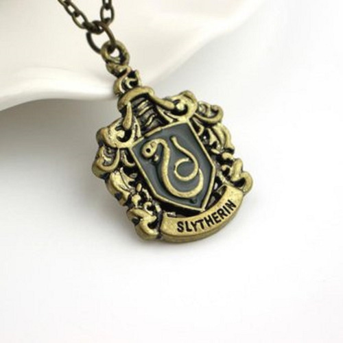 Harry Potter Marca: Jfc, Collar Insignia Dla Casa Slytherin