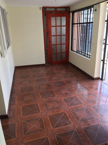 Casa En Venta De 6 Dorm 3 Baños. En San Miguel
