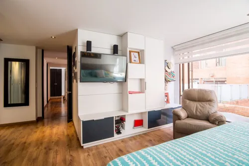Apartamento En Venta En El Chicó. Cod V4342
