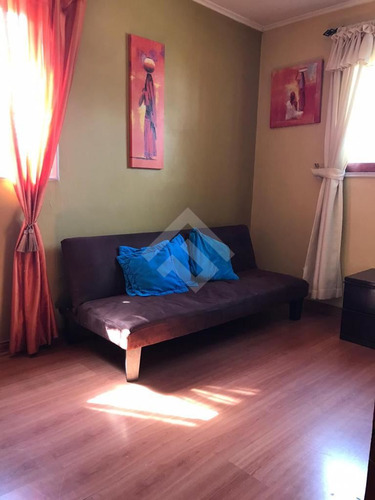Casa En Venta De 5 Dorm. En Ñuñoa