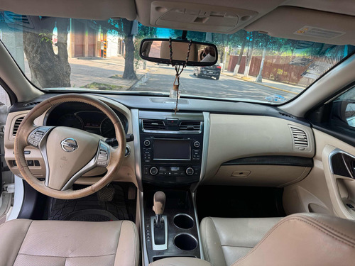 Nissan Altima 2.5 Advance Navi Mt