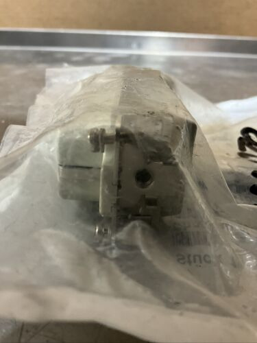 Harting 09310062701 Zone 7 Sku 597-1055 Po 608952 Nos S Bbf