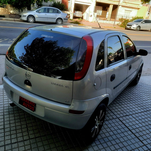 Chevrolet Corsa 1.8 Gl Aa+da
