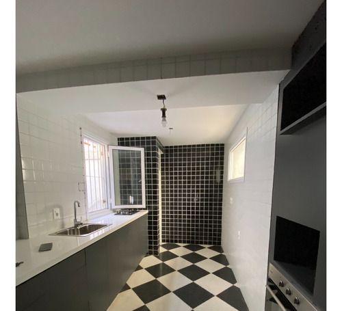 Alquiler Gran Casa De 200mts En Belvedere - 5 Habitaciones
