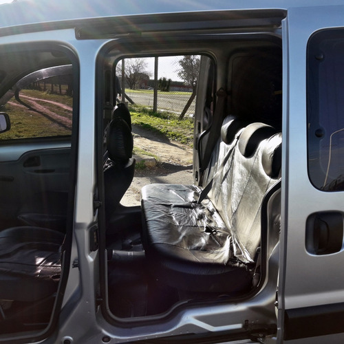 Imagen 8 de 11 de Renault Kangoo 2012 Doble Porton Lateral Con Gnc