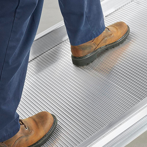 Imagen 4 de 5 de Rampa De Aluminio Para Carga - 4'x29 -magliner