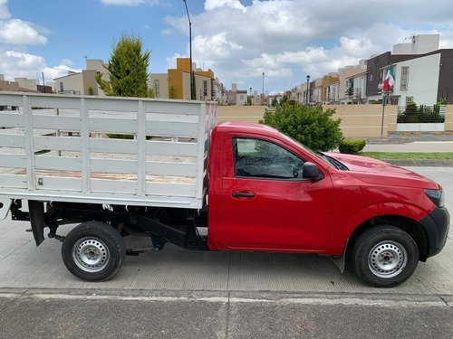 Imagen 6 de 8 de Nissan Np300 2018 2.5 Estacas Dh Aa Mt