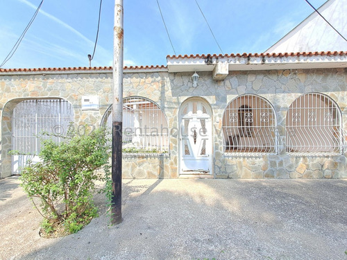 Casa En Venta En San Joaquin De Turmero Aragua 23-29140 Ec