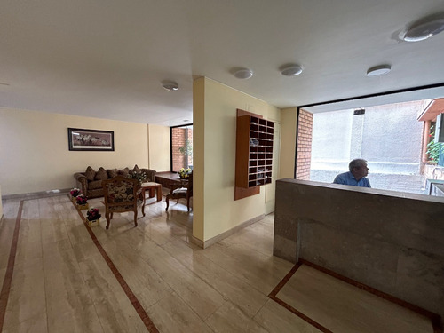 Metro El Golf, 3dorm.+3baños + 2estac +1bod. -amoblado Codjc
