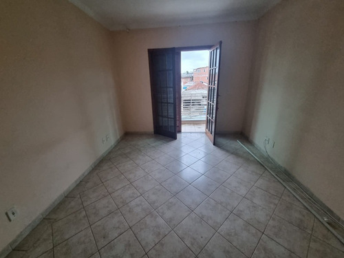 Imagem 20 de 30 de Sobrado Amplo Com Ótima Localização * Aceita Financiamento E Permuta * Agende Sua Viita. - Ca00370 - 67859742