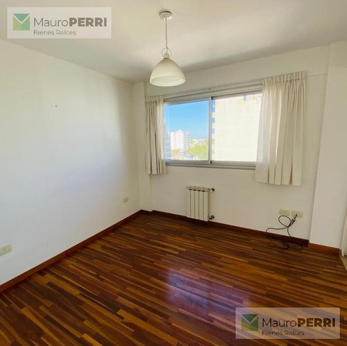 Imagen 5 de 9 de Departamento - La Plata