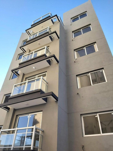 Imagen 2 de 11 de Venta Depto 2 Ambientes Moron Sur