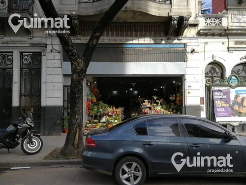 Imagen 3 de 19 de Excelente Local Sobre Av. Independencia Y Castro Barros 8 Mts De Frente. Sin Expensas