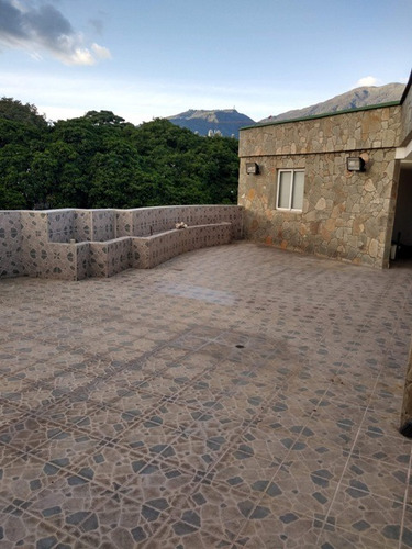 Imagen 19 de 21 de Se Vende Ph 286m2 5h/5b/5p Los Naranjos De Las Mercedes 9055