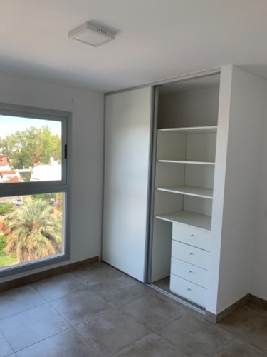 Imagen 8 de 10 de Departamento En Venta En Ituzaingo Sur