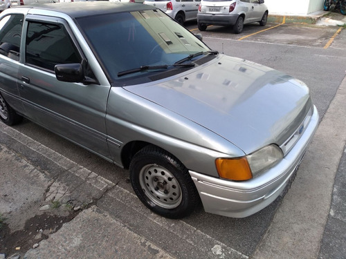 Imagem 2 de 15 de Escort Ano 94