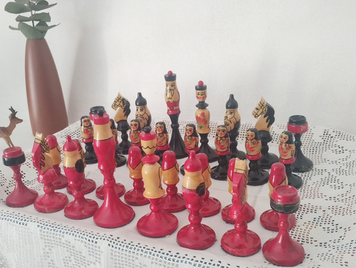 Juego De Ajedrez Ruso Matrioska (Usado)