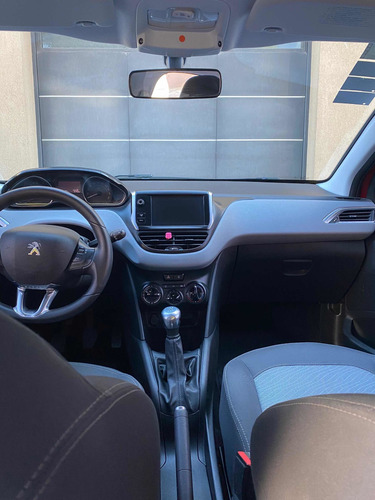 Peugeot 208 1.6 Allure Touchscreen 2014