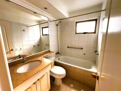 Departamento Sector Av Alemania 4 D +3 B + 1 Est.+ 1 Bodega