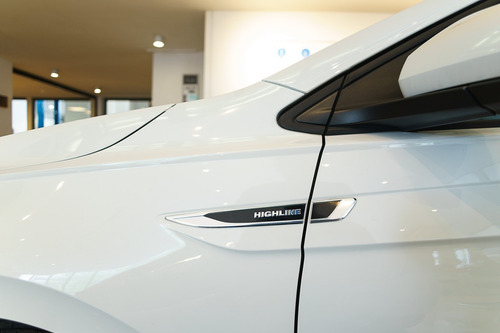 Imagen 6 de 10 de Volkswagen Virtus Highline 2022 0km