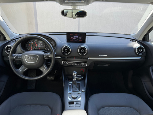 Audi A3 Sportback 1.8 T Fsi Stronic Quattro