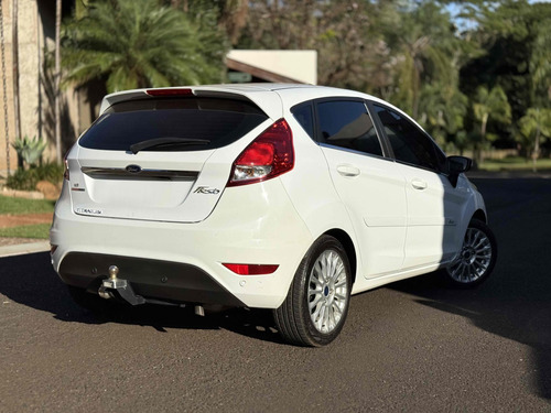 Ford Fiesta 1.6 TITANIUM HATCH 16V FLEX 4P POWERSHIFT