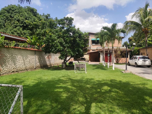 Imagen 20 de 30 de Leal Pérez Vende Hermosa Casa En San Diego Las Morochas