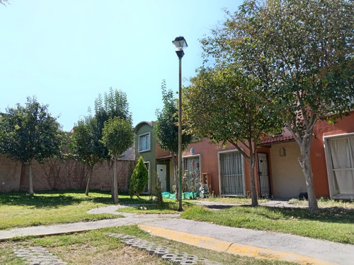 Casa Venta Ojo De Agua, Fracc. Provenzal Del Bosque