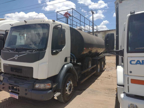 Volvo Vm 330 6x4