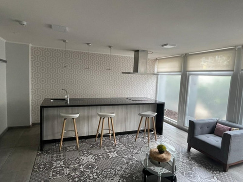 Arriendo 1 Dorm 1 Baño, Santa Rosa 365, Metro Santa Lucía