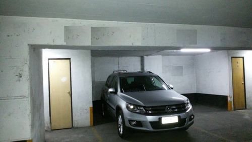 Amplio Estacionamiento Pedro De Valdivia/nva Providencia