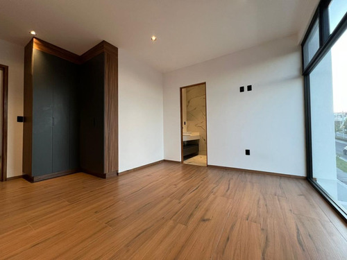Casa En Zibatá Con Recámara En Planta Baja Y Sala De Tv M1