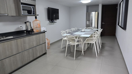Casa Para Oficinas En Venta En Jardines Del Pedregal